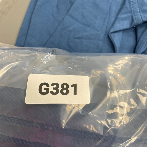 NWOT Lands' End Men's XL Long-Sleeve Shirt Bird Pocket Print Blue Cotton - Picture 7 of 7